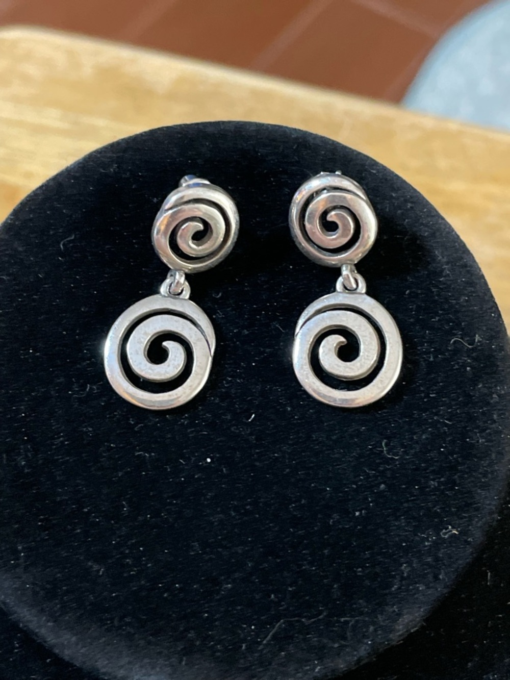 Vertigo Post Vibe Statement Drop Earrings silver double swirl pierced Uzumaki - Picture 4 of 8
